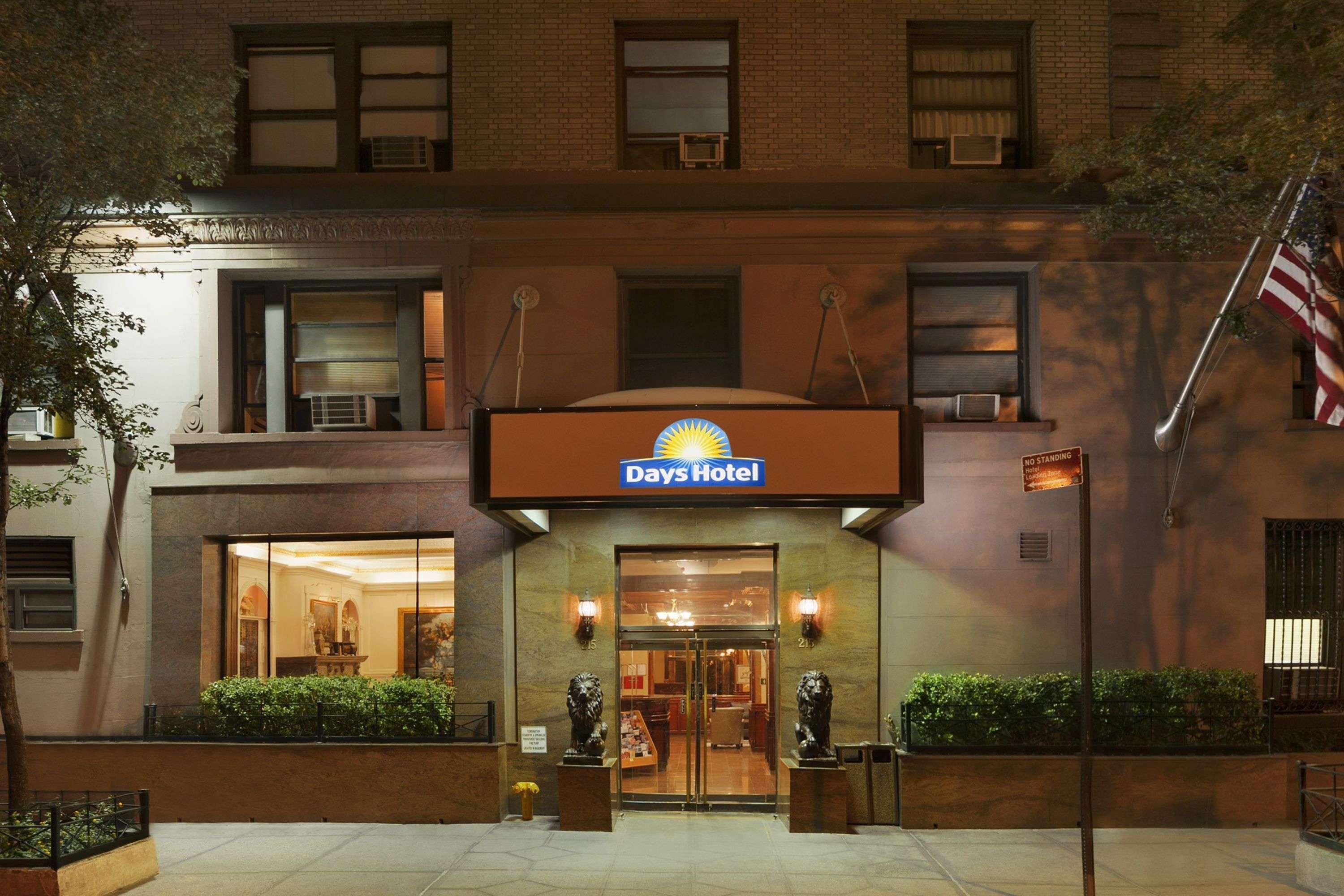Night Hotel Broadway New York Ngoại thất bức ảnh